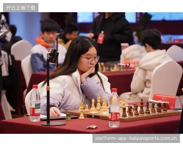 中国国际象棋队集体爆发：天才少年成焦点
